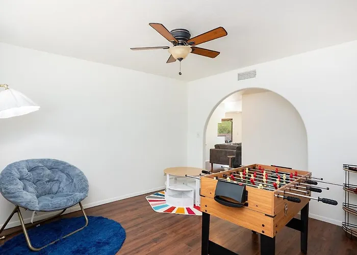 Pool, Game Room, Pet Friendly, 5 Beds East Tucson! Holiday home *